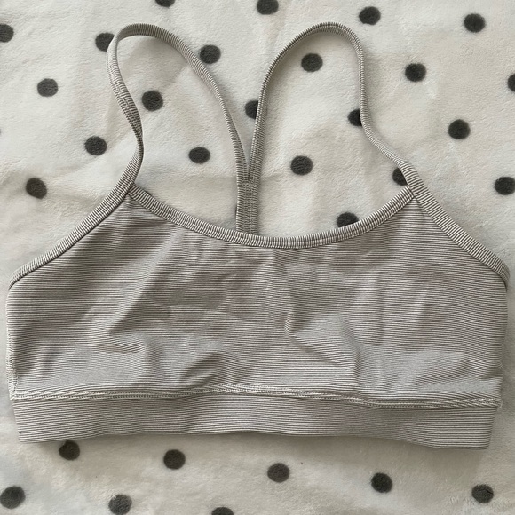 Lululemon Sports Bra - Picture 1 of 1